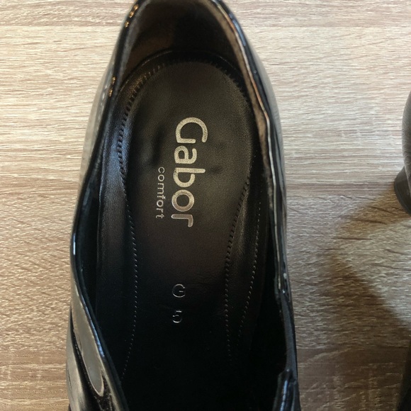 Black Patent Leather Gabor Heels - Picture 5 of 5